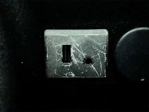 Used 2015 Cadillac SRX Luxury image 29