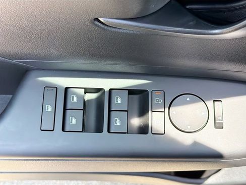New 2026 Hyundai Kona SEL Sport FWD image 17