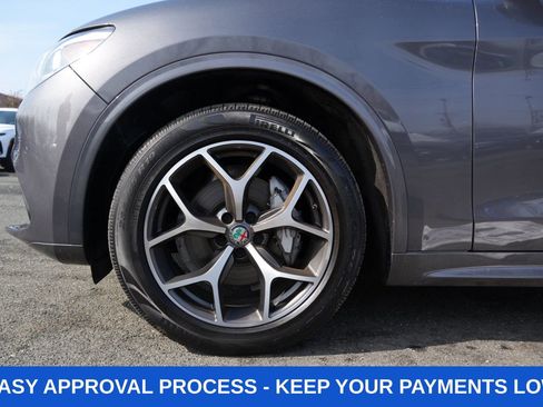 Used 2020 Alfa Romeo Stelvio Ti image 13