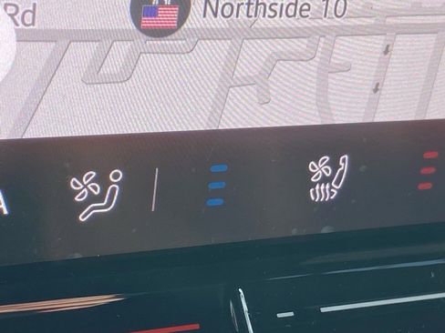 New 2025 Volkswagen ID. Buzz Pro S image 11