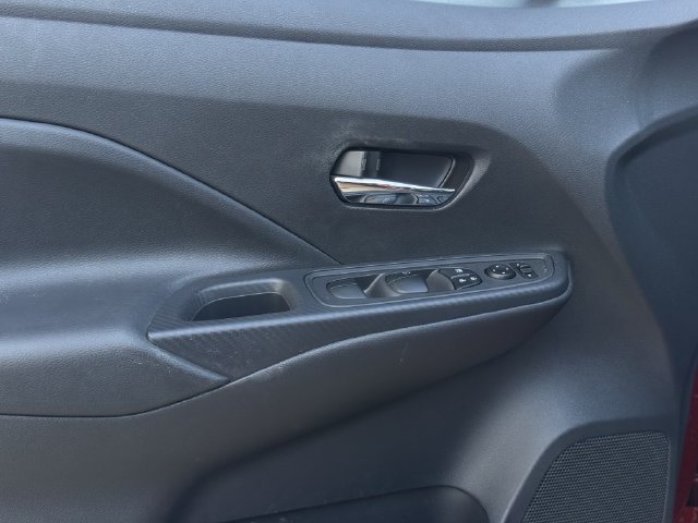 Used 2025 Nissan Versa SV FWD image 22