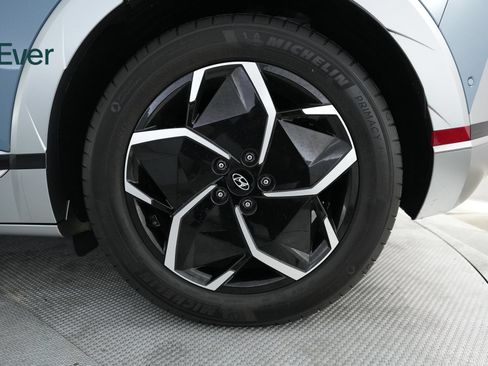 Used 2024 Hyundai Ioniq 5 Limited RWD image 9