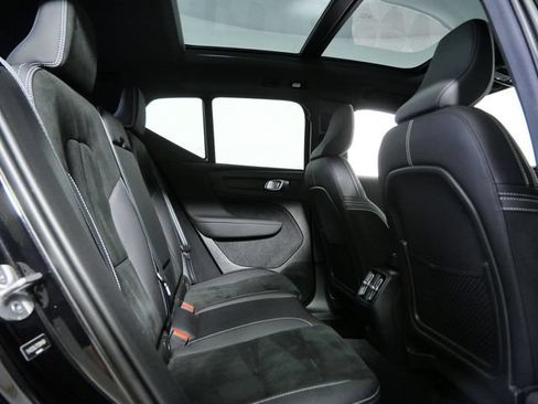 Used 2023 Volvo XC40 Recharge Plus AWD/4WD image 13