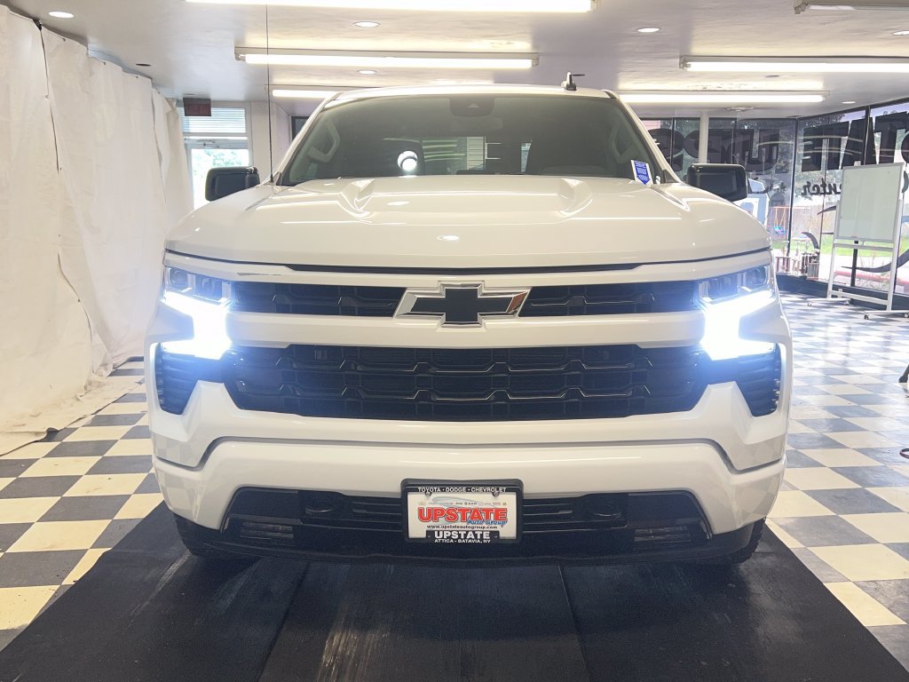 Used 2024 Chevrolet Silverado 1500 RST AWD/4WD image 2