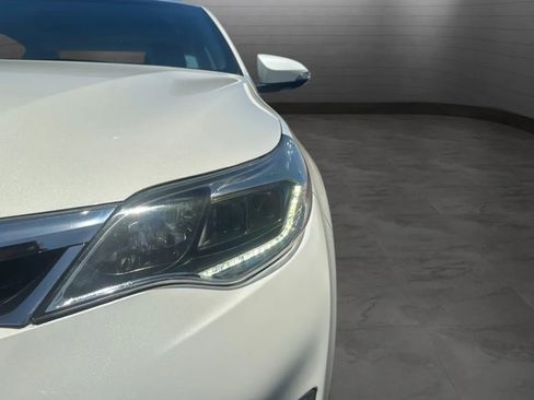 Used 2013 Toyota Avalon Limited FWD image 28