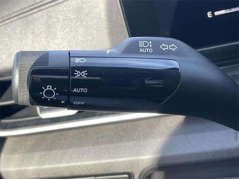 New 2026 Kia Carnival EX image 33