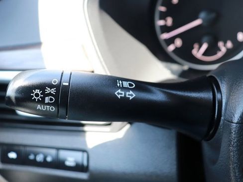 Used 2025 Nissan Altima 2.5 SV FWD image 20
