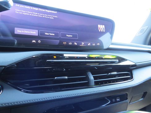 New 2026 Buick Enclave Preferred w/ Power Package image 26