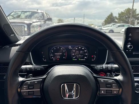 Used 2024 Honda Civic Sport Touring image 15