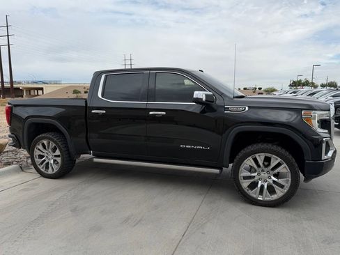 Used 2022 GMC Sierra 1500 Denali w/ Denali Premium Package image 5