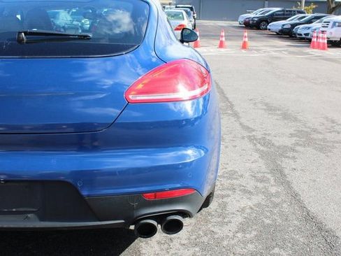 Used 2015 Porsche Panamera 4 image 44