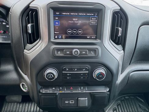 Used 2022 Chevrolet Silverado 1500 W/T w/ WT Convenience Package image 17