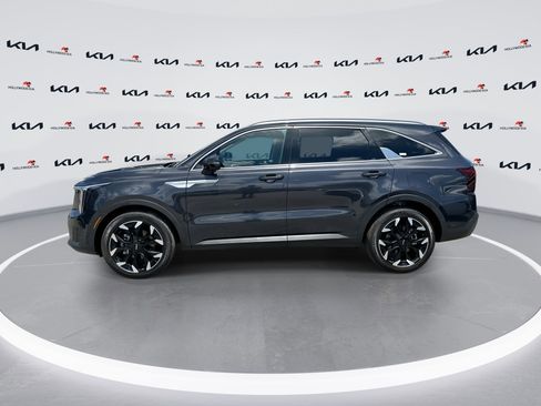Certified 2025 Kia Sorento SX FWD image 5