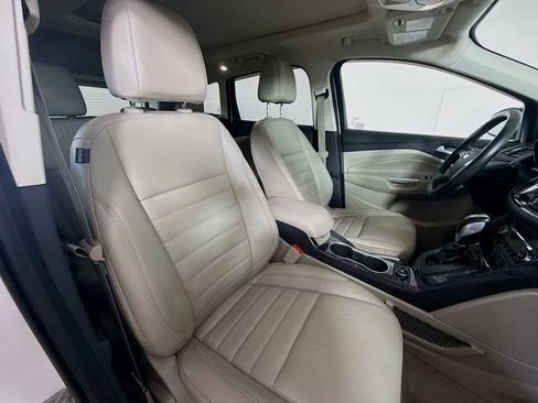 Used 2016 Ford Escape Titanium w/ Equipment Group 301A AWD/4WD image 30