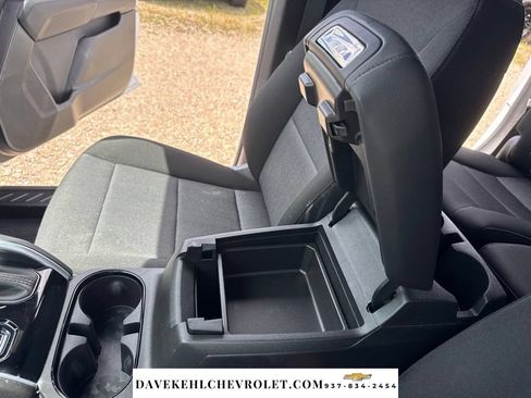 Used 2026 Chevrolet Colorado W/T AWD/4WD image 59