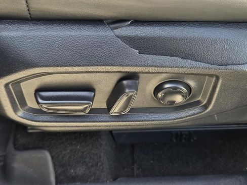 Used 2023 Toyota Sequoia Platinum AWD/4WD image 20