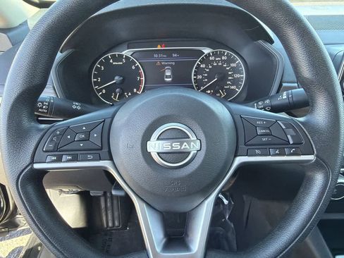 Used 2024 Nissan Altima 2.5 SV image 27