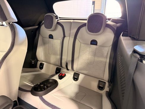 Certified 2025 MINI Cooper S FWD image 19