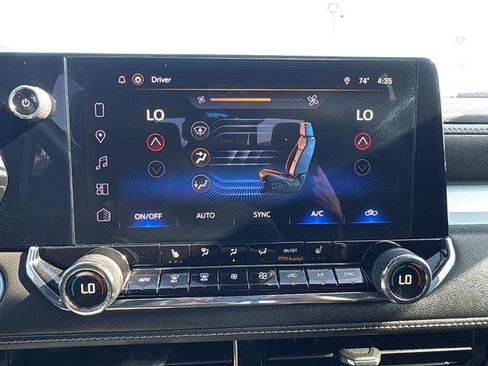 Used 2025 Chevrolet Colorado LT w/ Advanced Trailering Package image 24