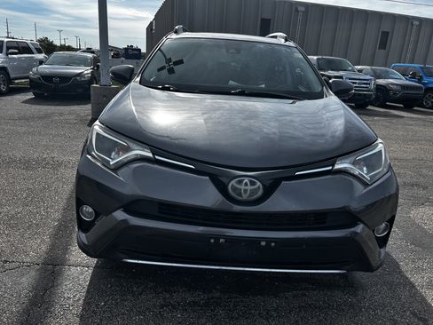 Used 2018 Toyota RAV4 XLE w/ Plus Extra Value Package AWD/4WD image 8