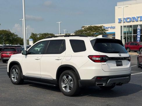 New 2026 Honda Pilot EX-L image 5