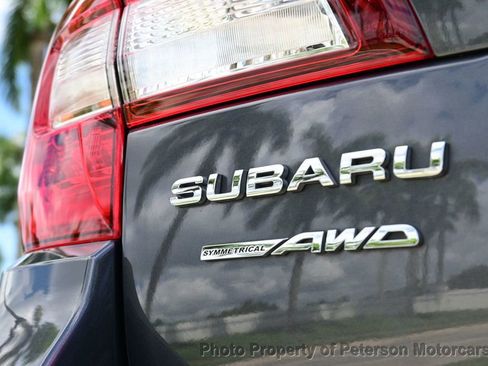 Used 2018 Subaru Outback 2.5i Limited image 12