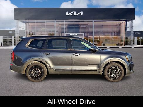 Used 2021 Kia Telluride SX w/ SX Prestige Package image 8