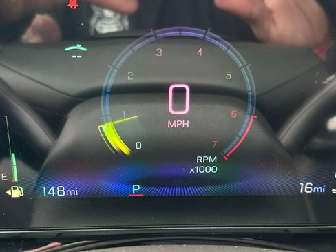 New 2026 Chevrolet Trax RS w/ Sunroof Package image 23