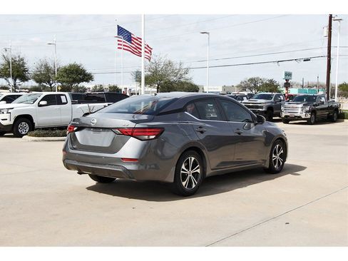 Used 2021 Nissan Sentra SV image 6