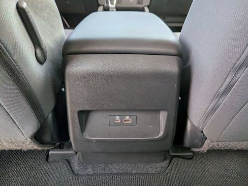 Used 2024 Nissan Frontier SV RWD image 26