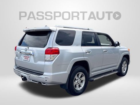 Used 2013 Toyota 4Runner SR5 w/ Premium Pkg AWD/4WD image 8