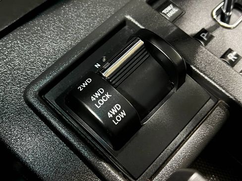 Used 2012 Jeep Liberty Sport AWD/4WD image 29