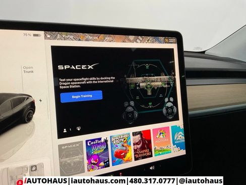 Used 2023 Tesla Model Y Performance AWD/4WD image 37