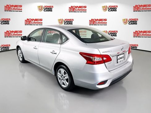 Used 2019 Nissan Sentra S FWD image 2