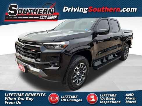 Used 2024 Chevrolet Colorado Z71 w/ Z71 Convenience Package 2 image 1