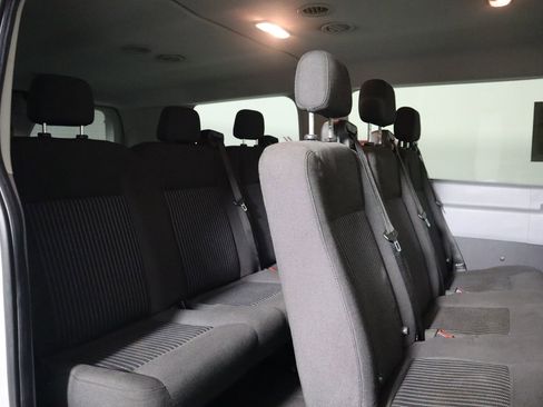 Used 2016 Ford Transit 150 XL image 39
