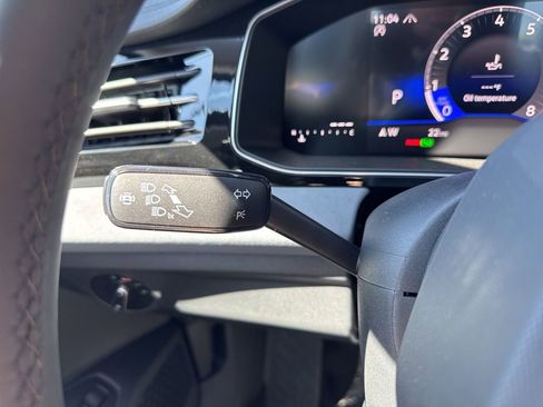 New 2026 Volkswagen Jetta SE FWD image 38