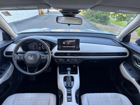 Certified 2023 Honda HR-V LX image 20