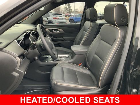 Used 2023 Chevrolet Traverse Premier w/ Redline Edition image 5