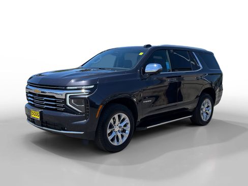 Used 2025 Chevrolet Tahoe Premier w/ Sun And Tow Package AWD/4WD image 1