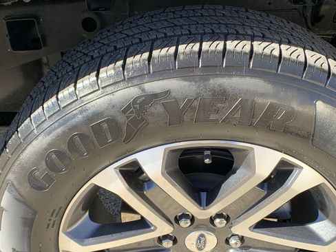 Used 2022 Ford F150 XL w/ STX Appearance Package image 14