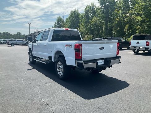 New 2026 Ford F250 Lariat w/ Chrome Package AWD/4WD image 7