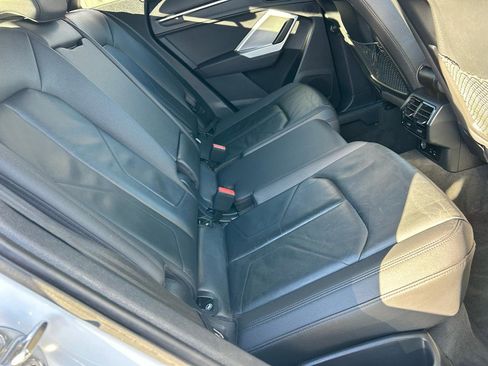 Used 2020 Audi Q3 2.0T Premium image 12