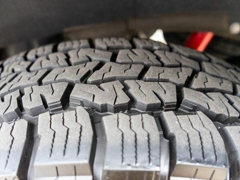 Used 2024 GMC Sierra 3500 Denali w/ Technology Package image 35