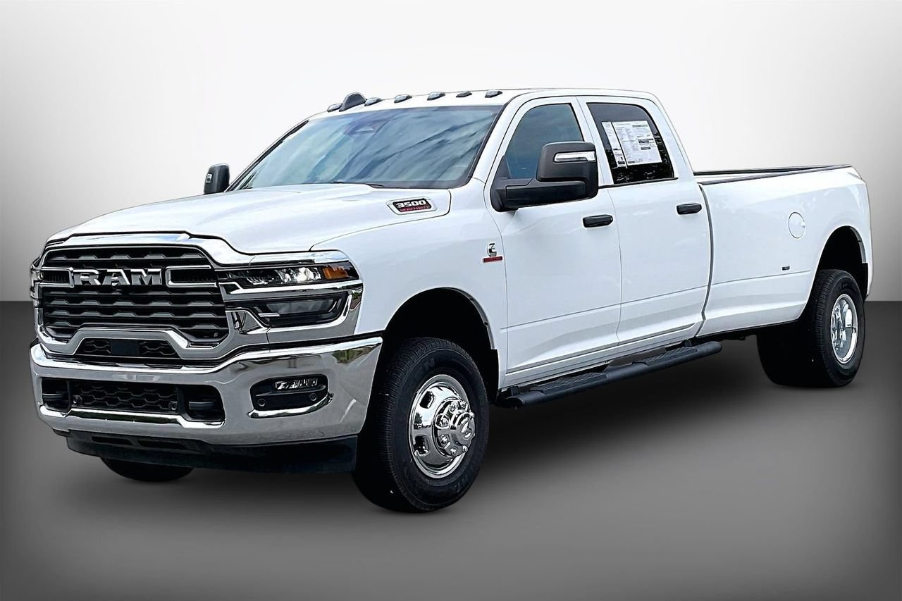 New 2026 RAM 3500 Tradesman AWD/4WD image 4
