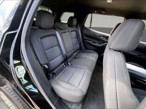 Used 2025 Chevrolet Equinox LT AWD/4WD image 25