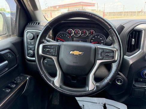 Used 2021 Chevrolet Silverado 1500 LT image 9