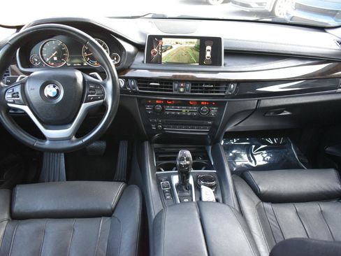 Used 2016 BMW X6 xDrive50i AWD/4WD image 11