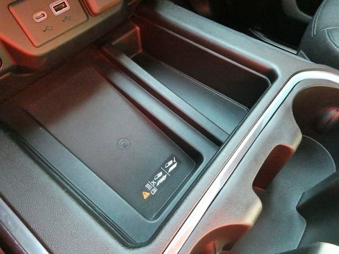 Certified 2022 Chevrolet Silverado 1500 LTZ w/ LTZ Convenience Package II image 30