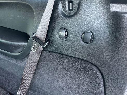 Used 2022 Dodge Durango SXT image 6